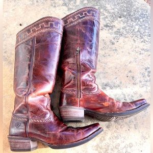 Ariat Cowboy Boots size 7B